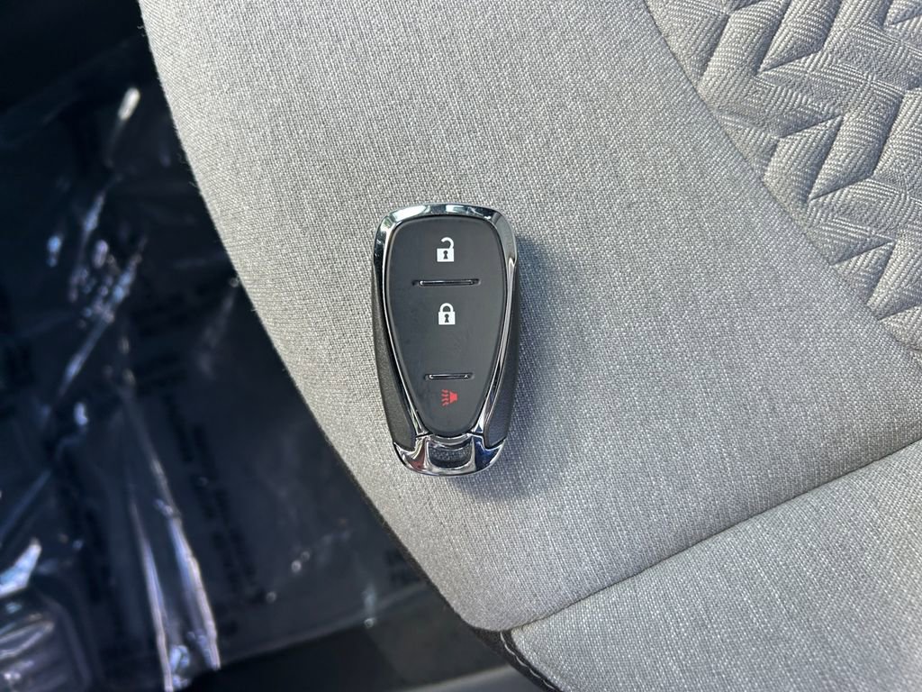 Used 2022 Chevrolet Equinox LS image 33