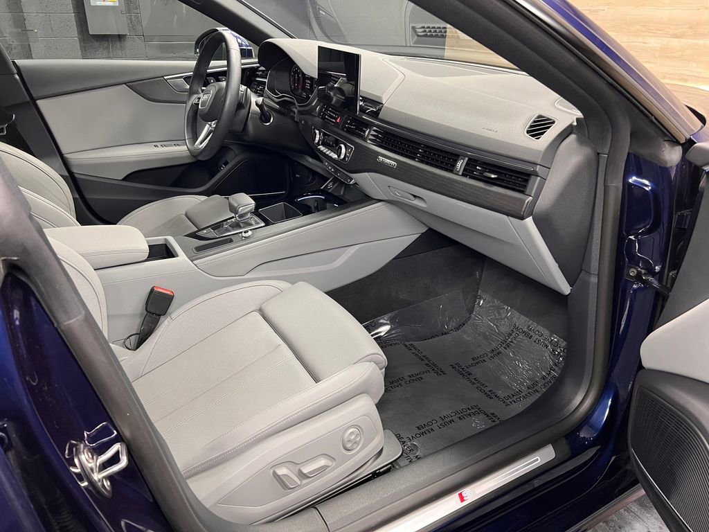 Used 2025 Audi A5 2.0T Premium Plus w/ Premium Plus AWD/4WD image 8