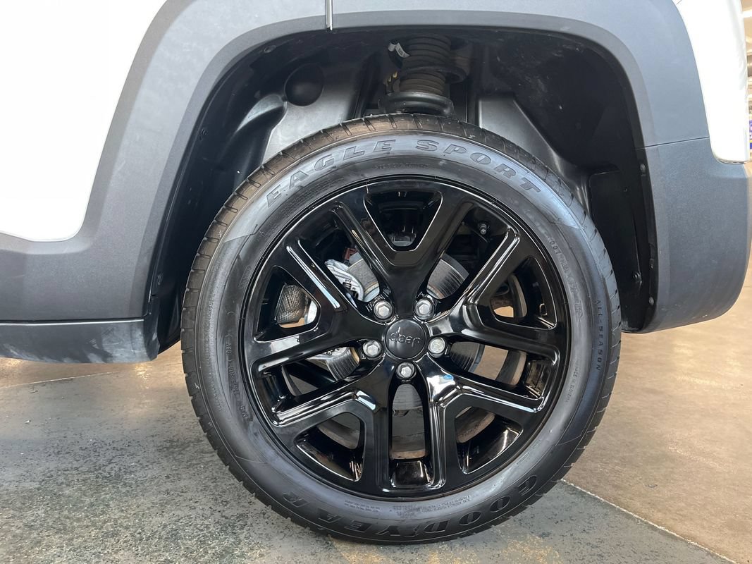 Used 2023 Jeep Renegade Altitude w/ Sun/Sound Group AWD/4WD image 24