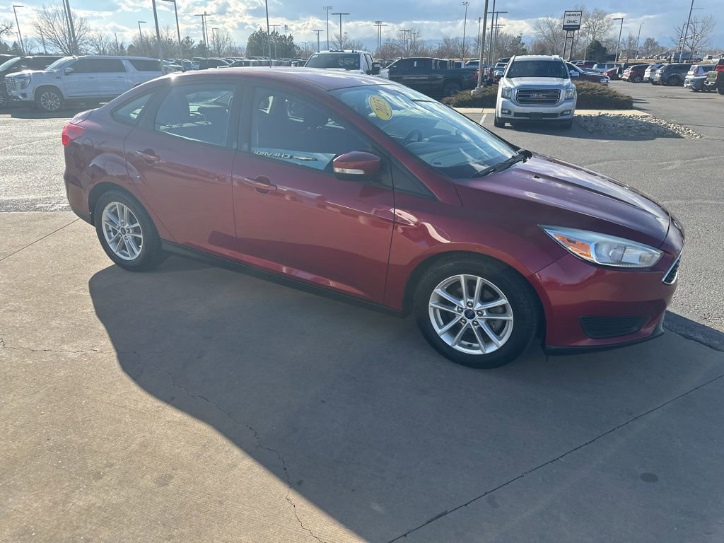 Used 2015 Ford Focus SE image 33