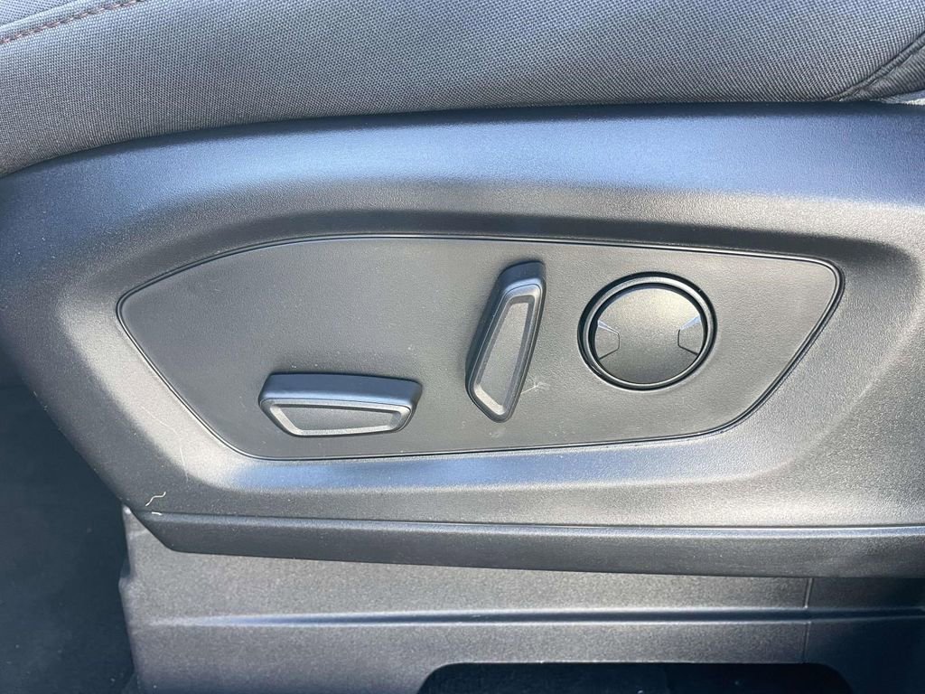 New 2026 Ford Explorer Active image 13