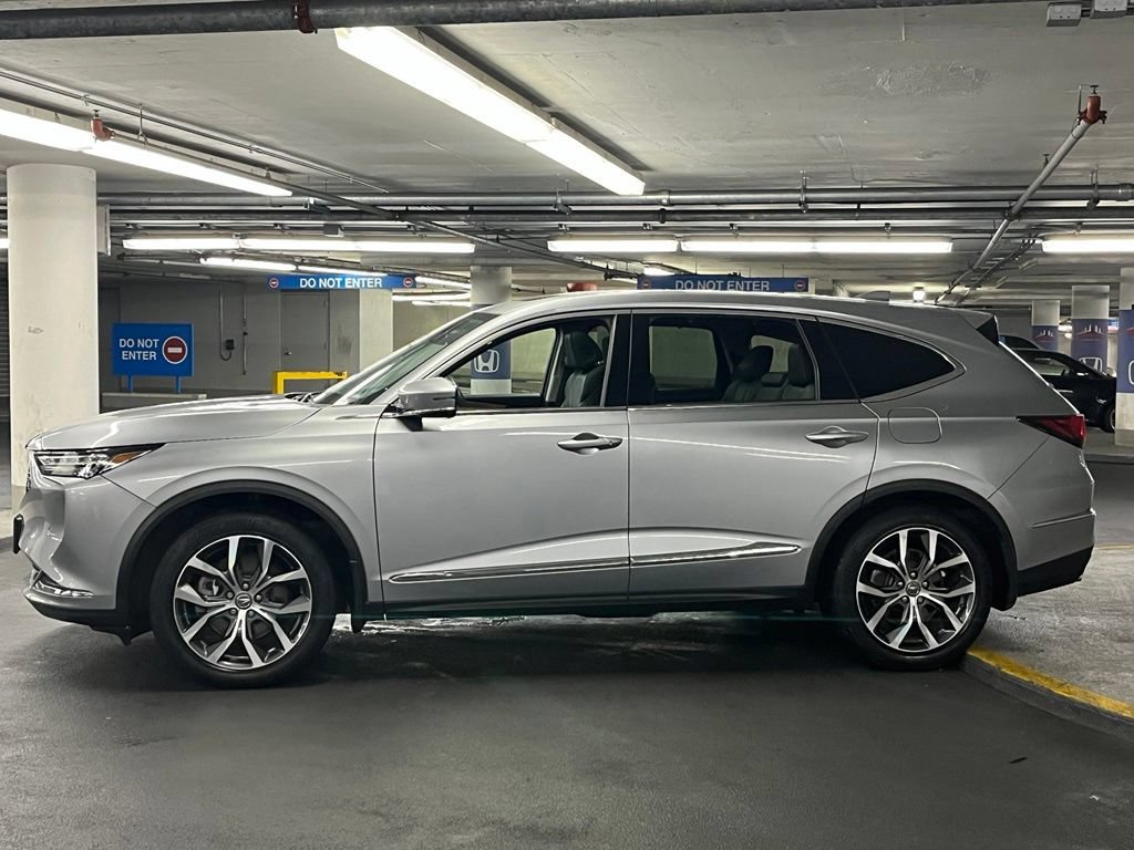 Used 2022 Acura MDX w/ Technology Package AWD/4WD image 33