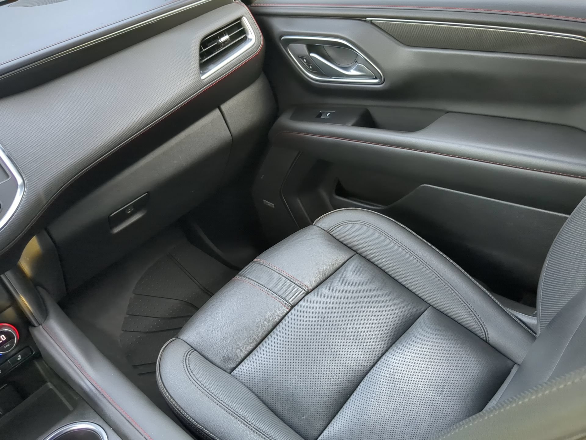 Used 2024 Chevrolet Tahoe RST w/ Luxury Package RWD image 53