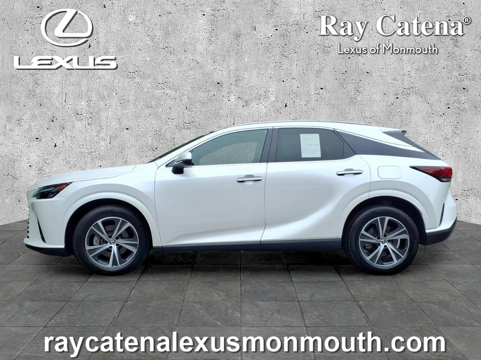 Certified 2023 Lexus RX 350 Premium w/ Cold Area Package AWD/4WD image 4
