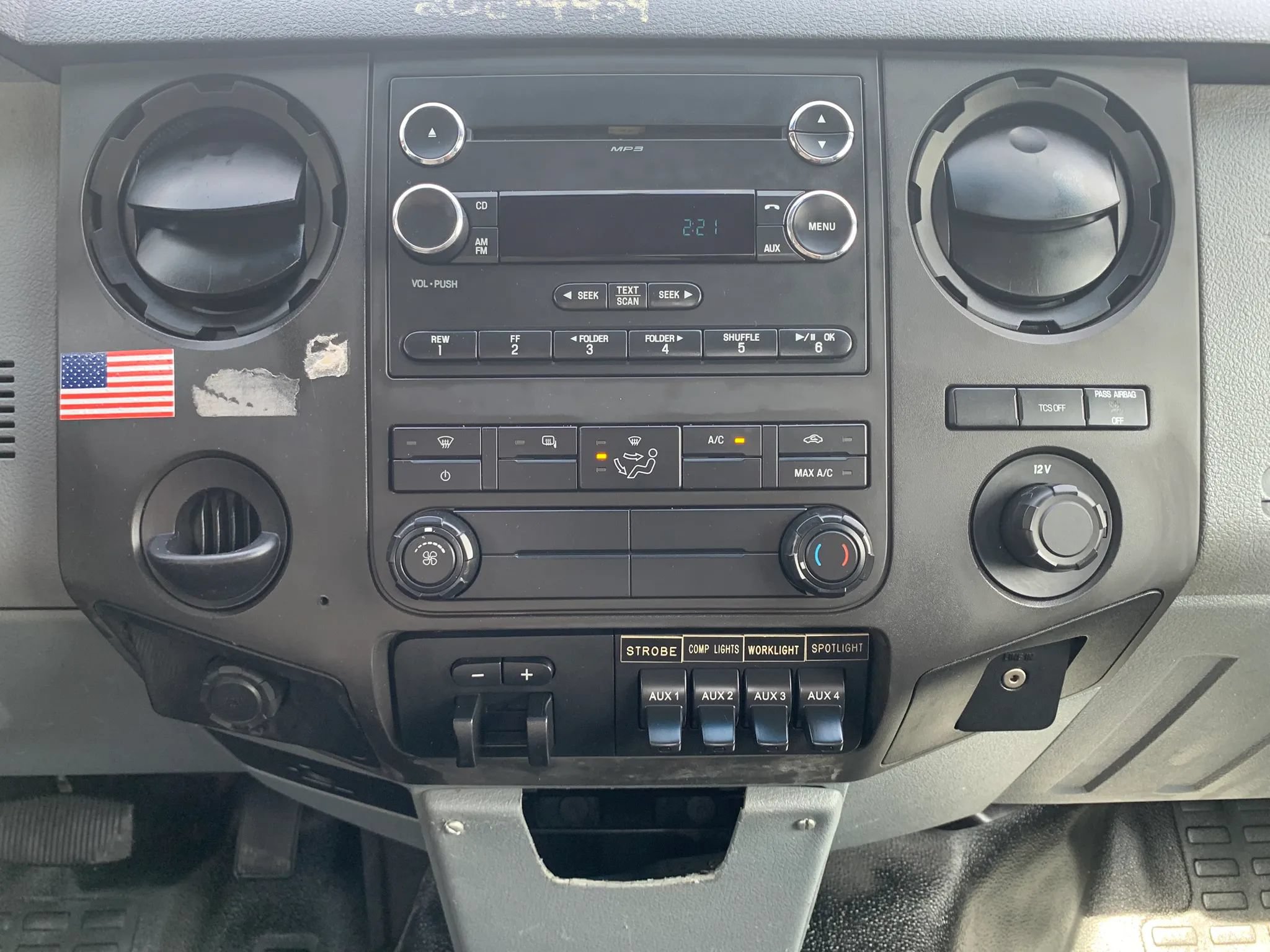Used 2012 Ford F550 2WD Regular Cab Super Duty w/ Payload Upgrade Pkg image 15