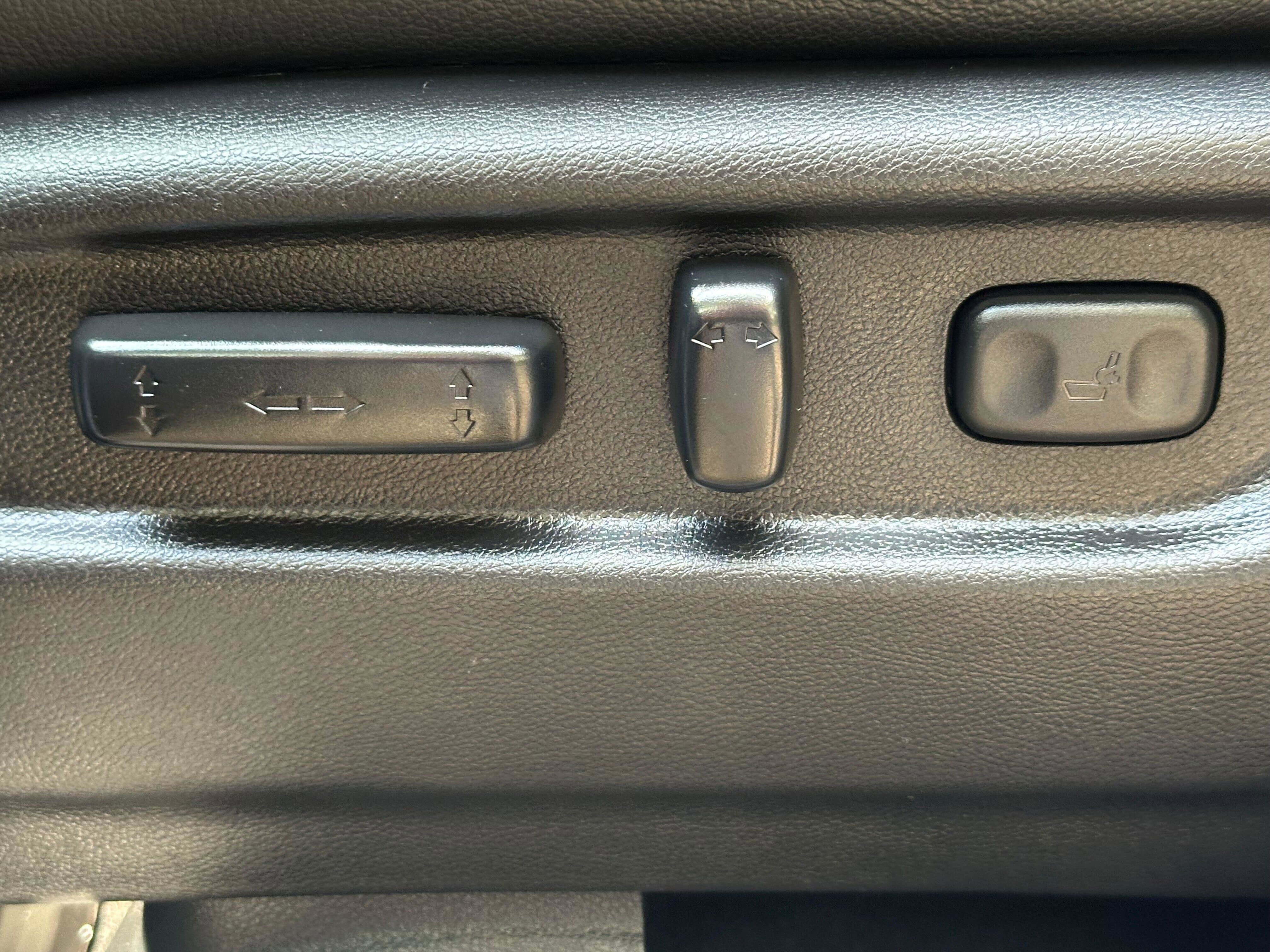 Used 2022 Honda Pilot Black Edition image 23