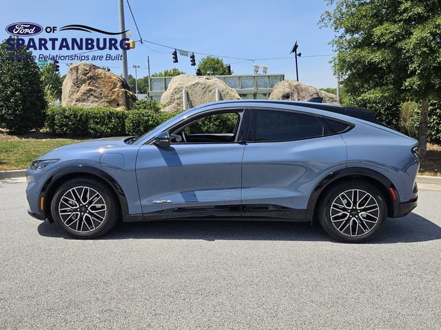 Used 2024 Ford Mustang Mach-E Premium AWD/4WD image 4