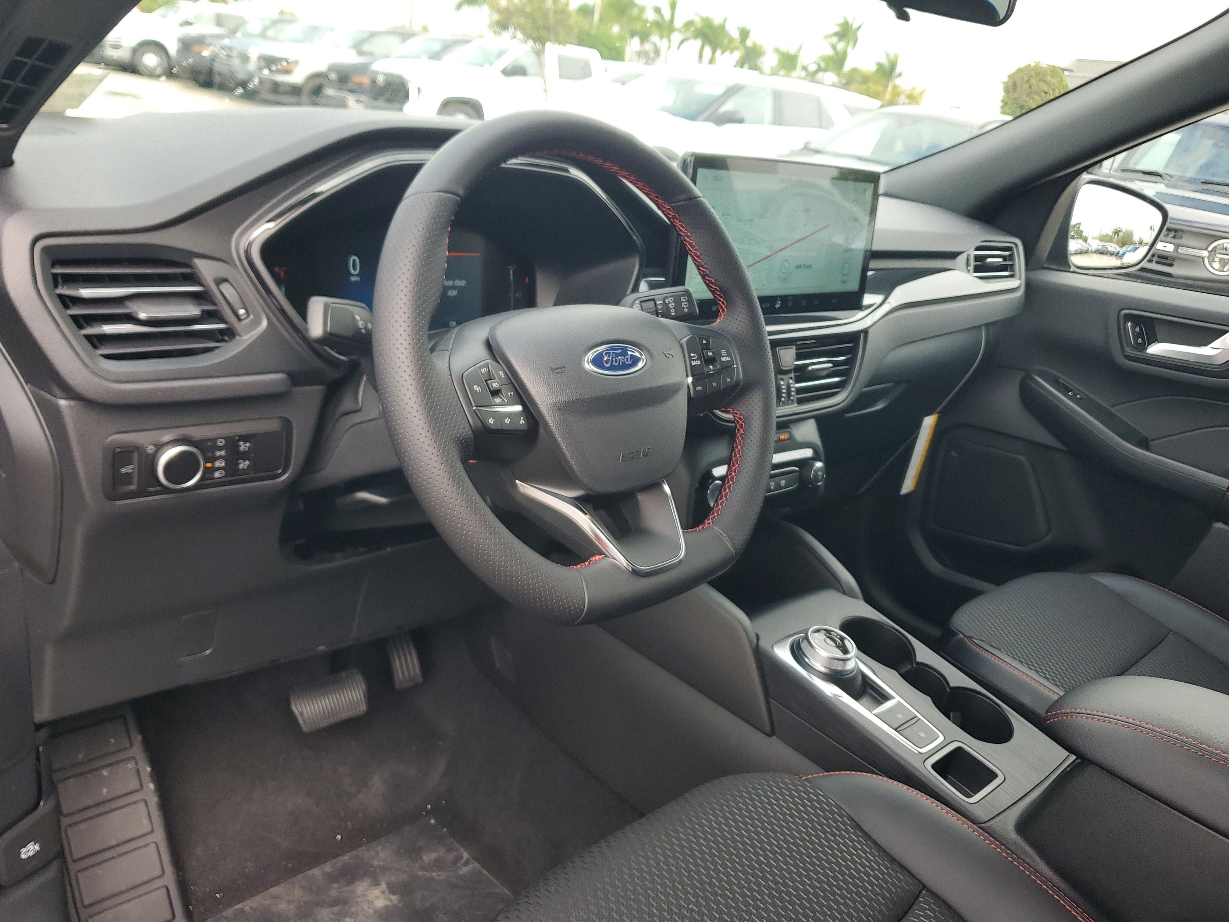 New 2026 Ford Escape ST-Line w/ Tech Pack #1 image 9