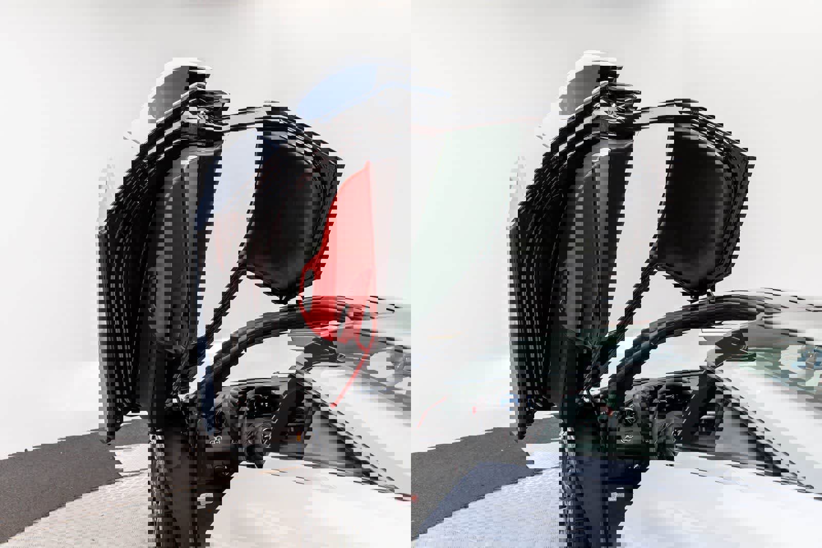 New 2026 McLaren 750S image 22