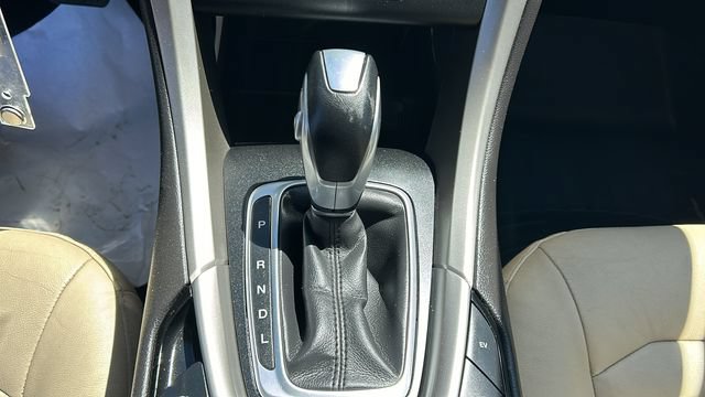 Used 2016 Ford Fusion Energi SE FWD image 21