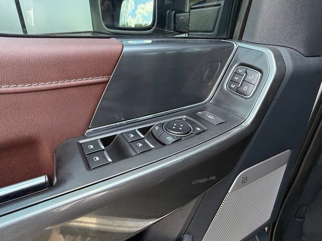 Used 2022 Ford F150 Lariat w/ Max Trailer Tow Package AWD/4WD image 13