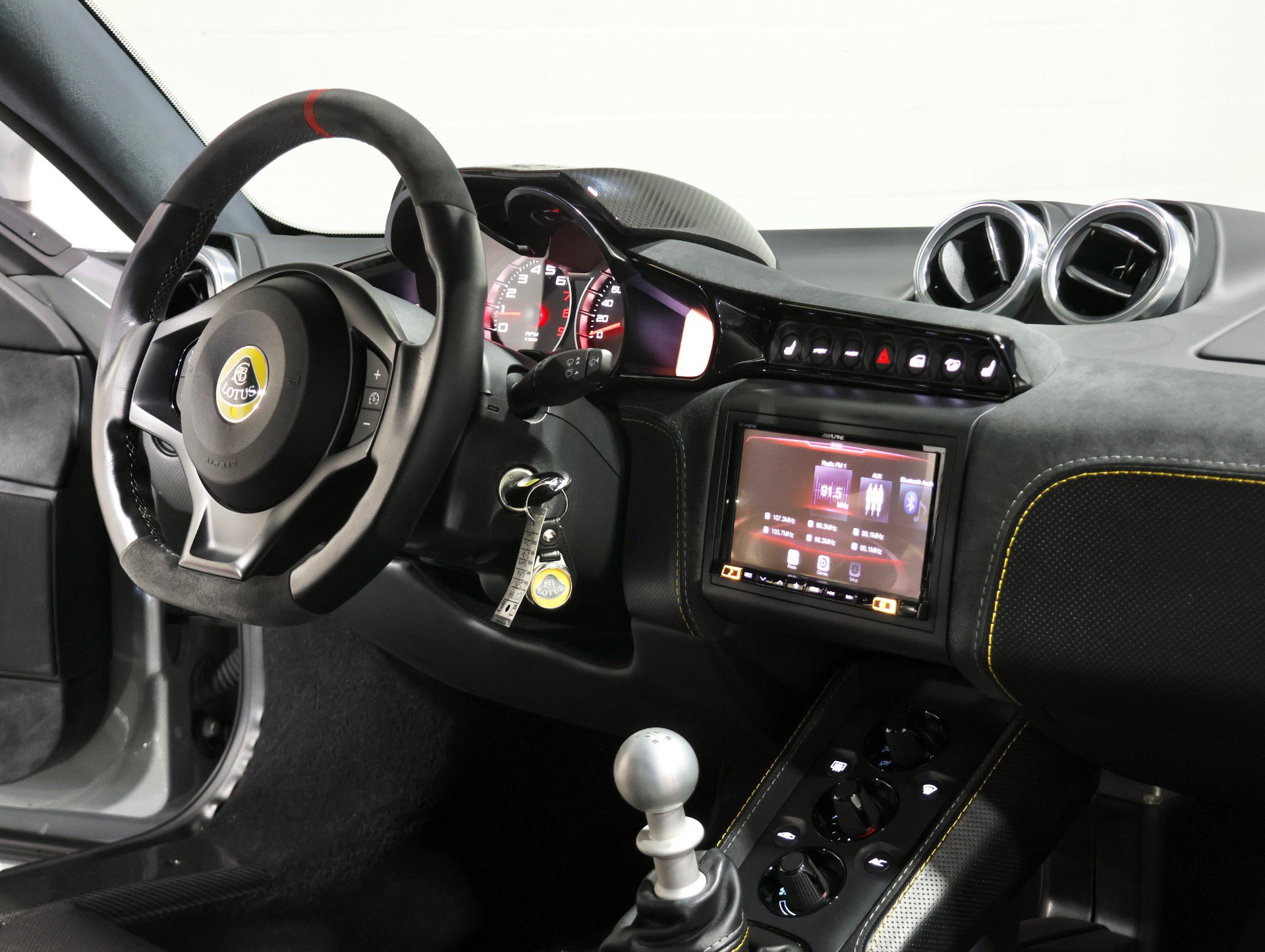 Used 2020 Lotus Evora RWD image 41