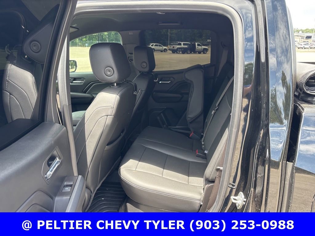 Used 2025 Chevrolet Colorado LT w/ LT Convenience Package RWD image 18