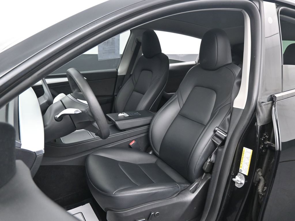 Used 2023 Tesla Model Y Long Range image 12