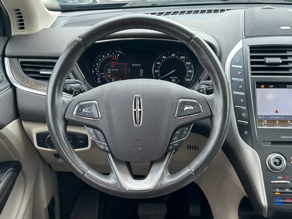 Used 2017 Lincoln MKC Reserve AWD/4WD image 40