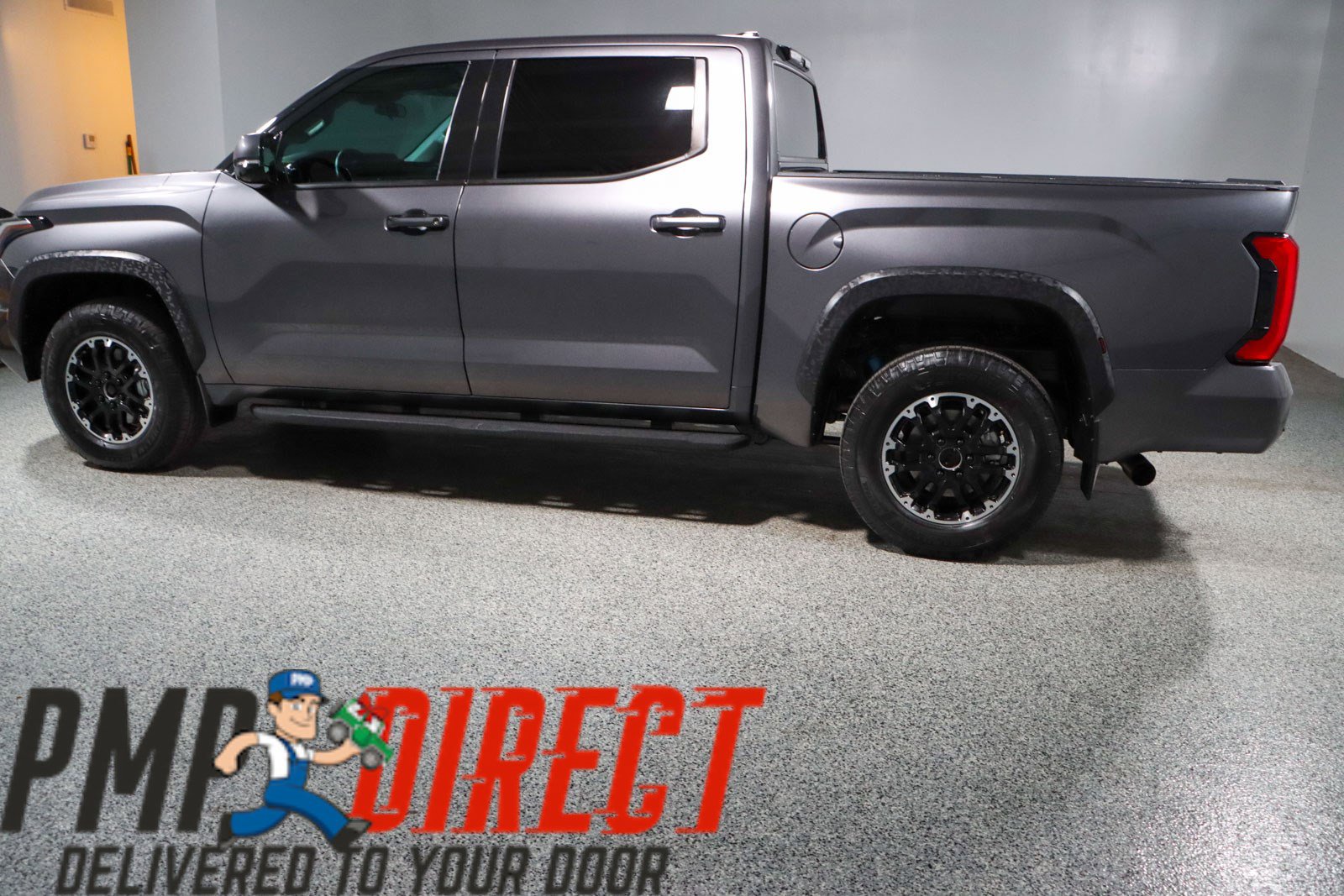 Used 2023 Toyota Tundra SR5 w/ TRD Off-Road Premium Package image 10