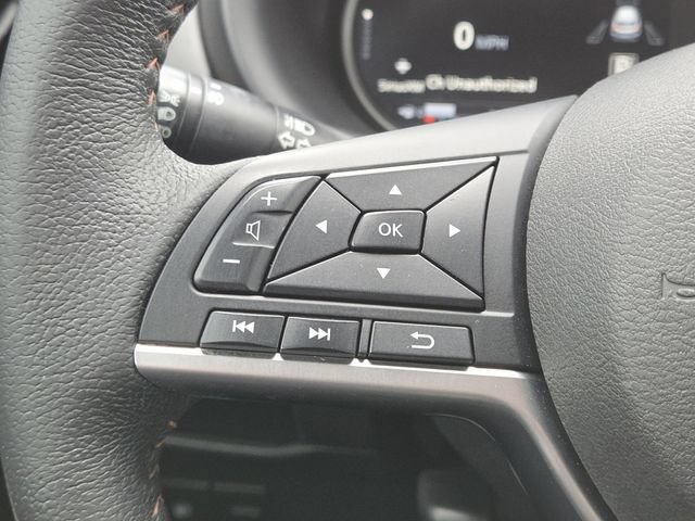 Used 2020 Nissan Kicks SR FWD image 8