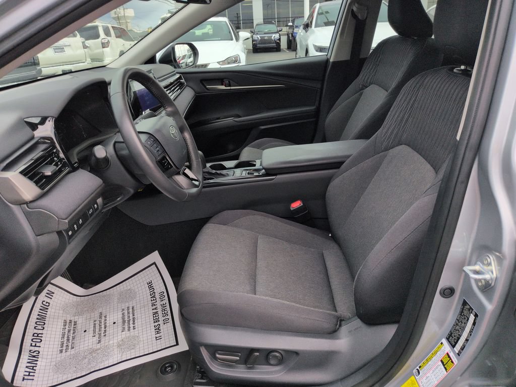 Certified 2025 Toyota Camry LE w/ Convenience Package FWD image 9