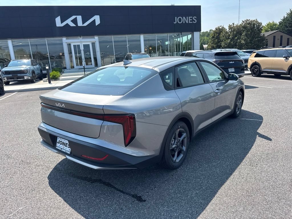 New 2026 Kia K4 FWD image 5