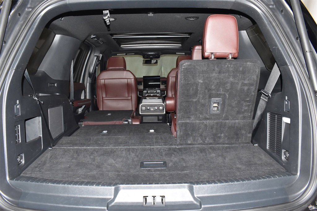 Used 2024 Ford Expedition Limited image 34
