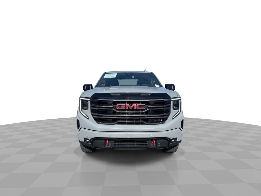 Used 2025 GMC Sierra 1500 AT4 image 4