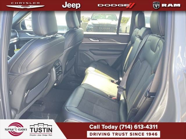 New 2027 Jeep Grand Cherokee Altitude AWD/4WD image 58
