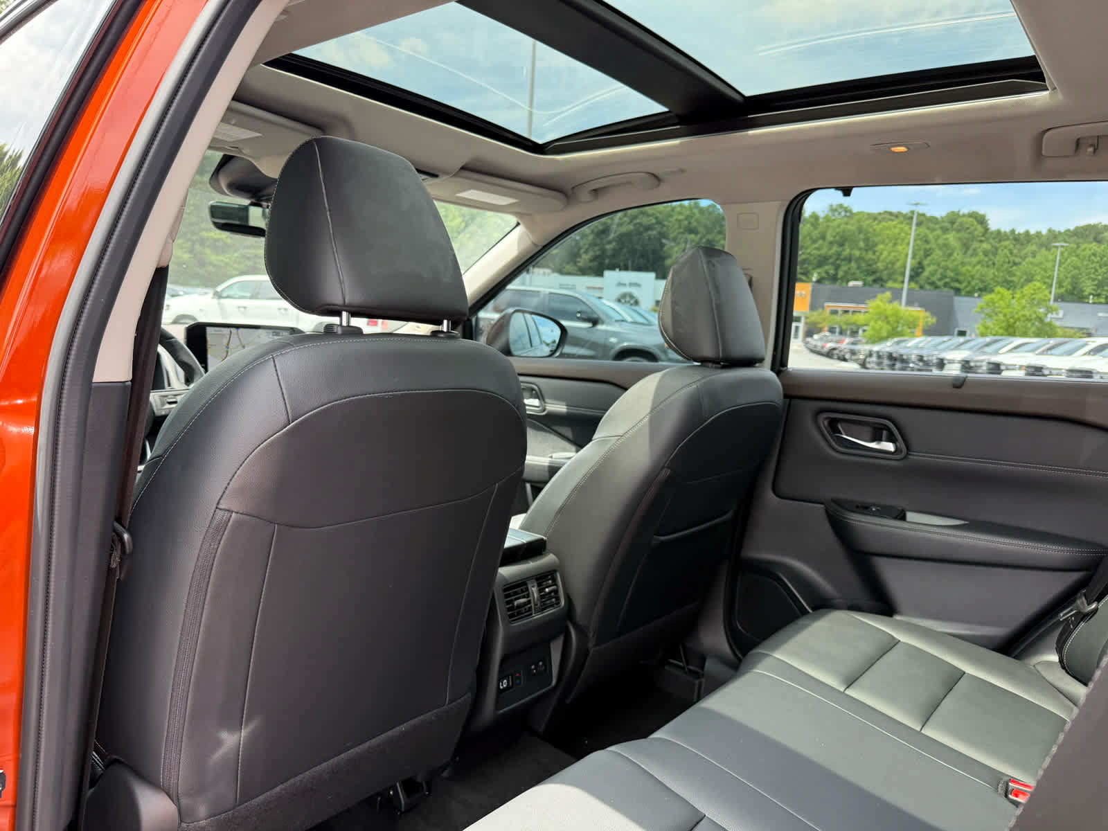 Used 2023 Nissan Rogue SL w/ SL Premium Package AWD/4WD image 27