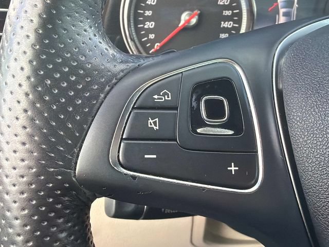 Used 2017 Mercedes-Benz E 300 4MATIC image 22