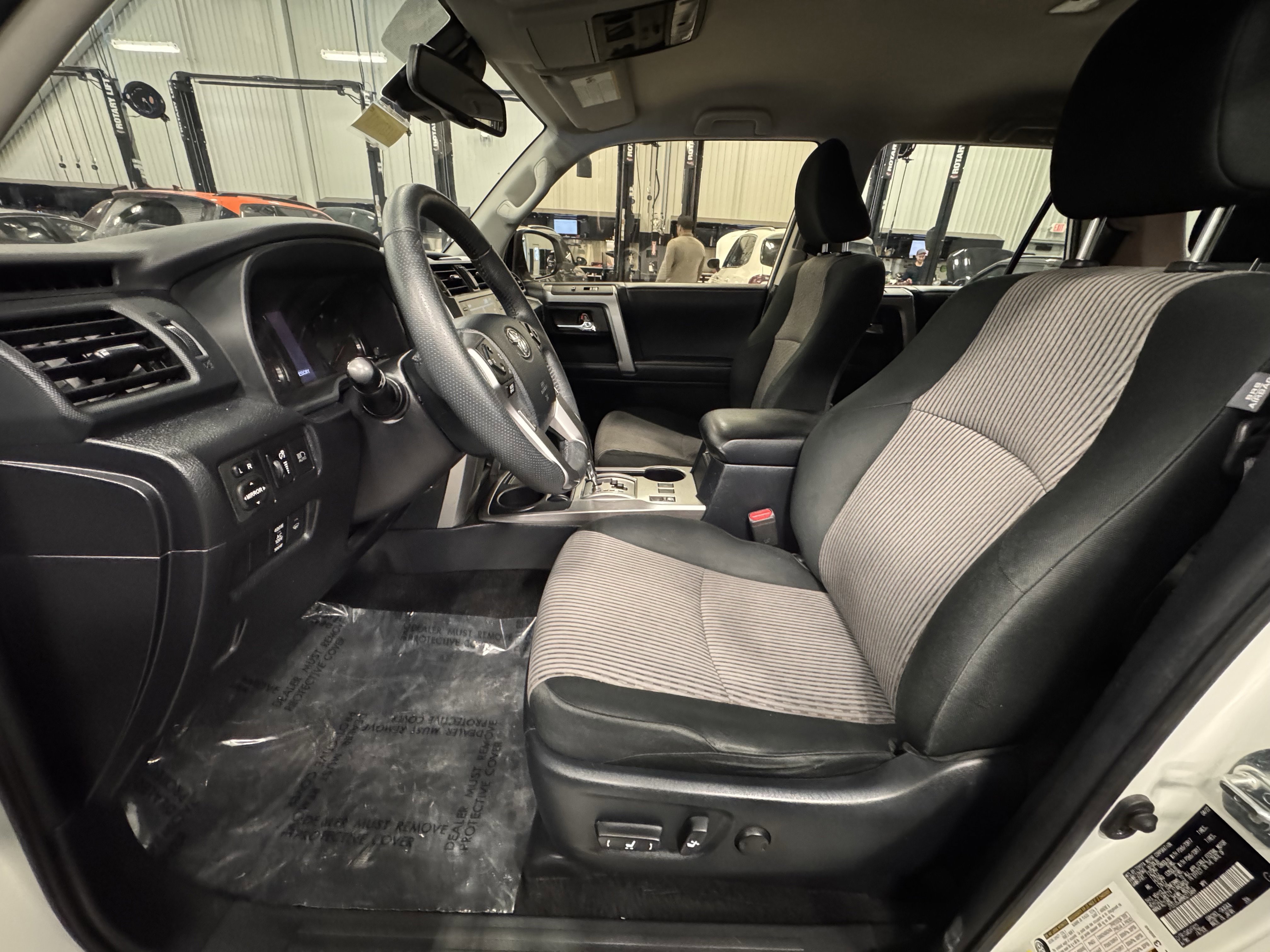 Used 2022 Toyota 4Runner SR5 image 17