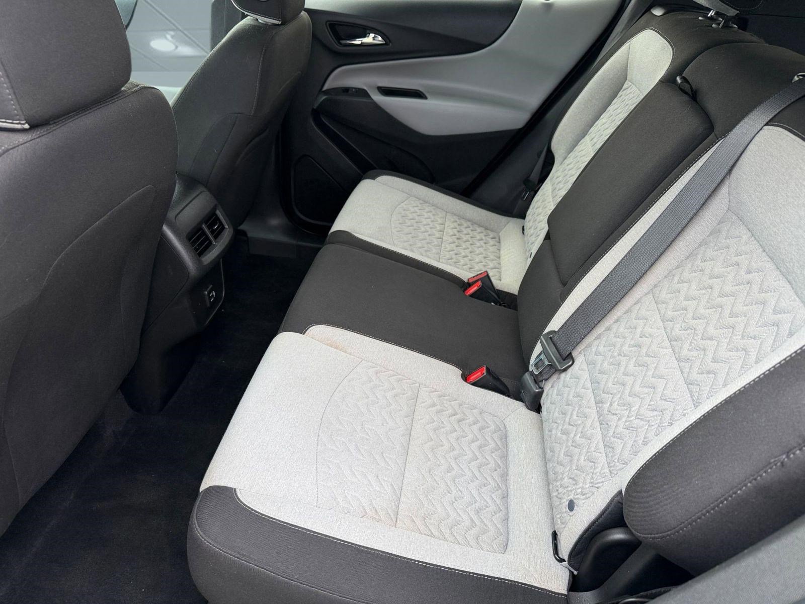 Used 2022 Chevrolet Equinox LS w/ LS Convenience Package image 14