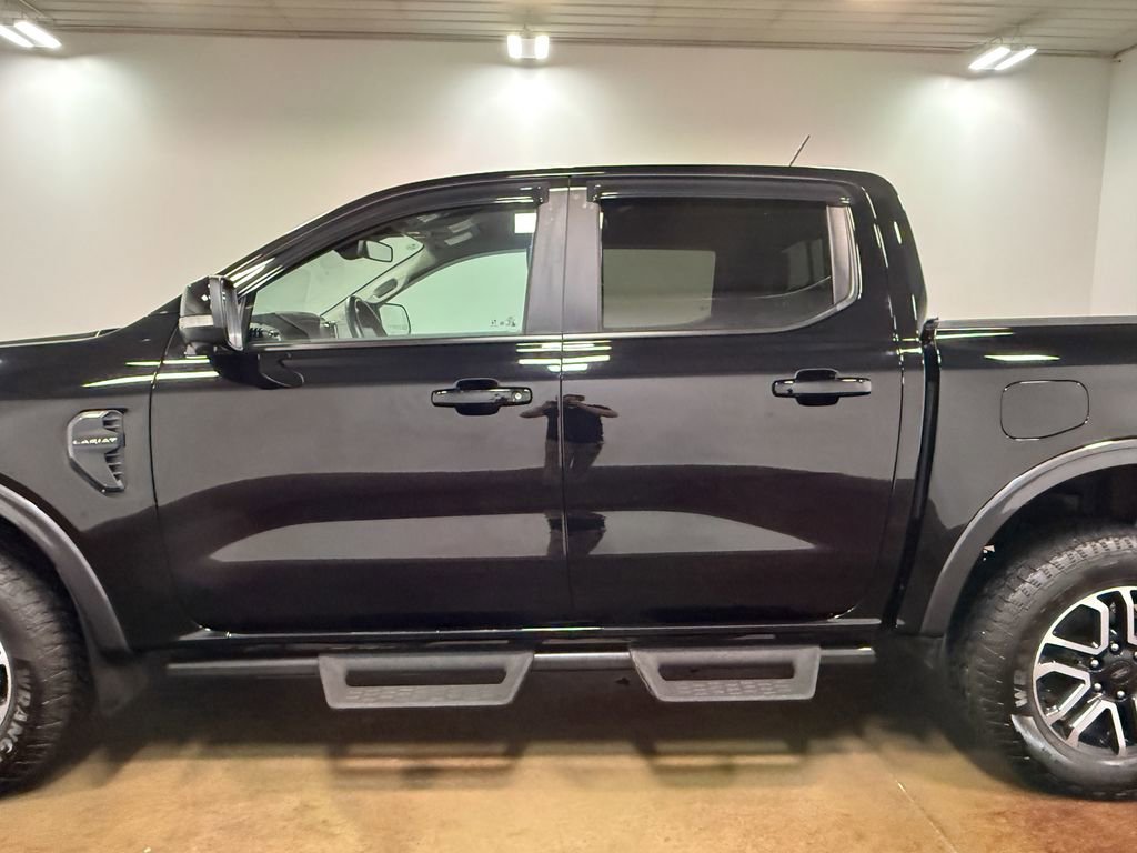 Used 2024 Ford Ranger Lariat w/ Advanced Towing Package AWD/4WD image 38