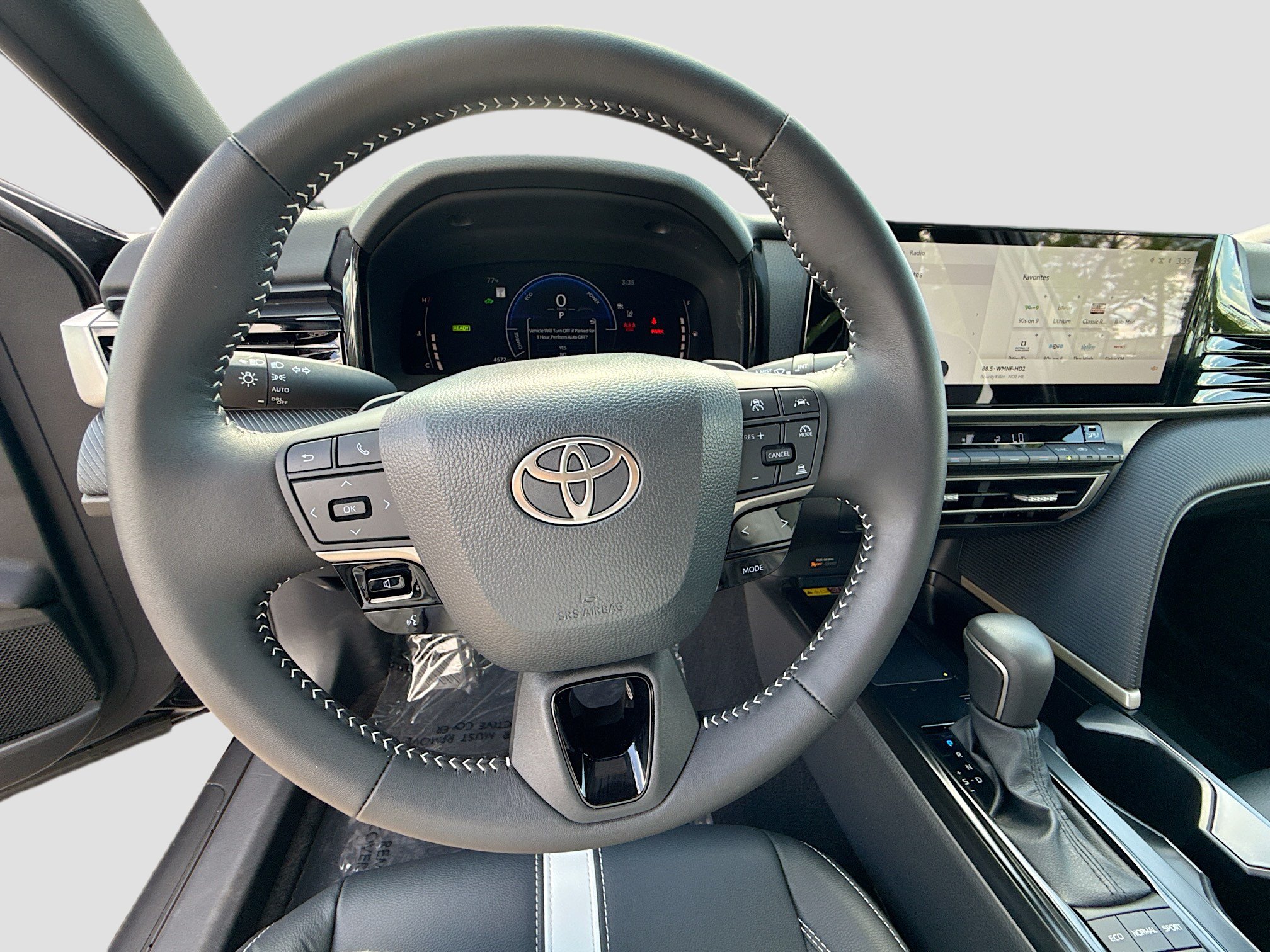 Used 2026 Toyota Camry SE w/ Multimedia Upgrade Package FWD image 38
