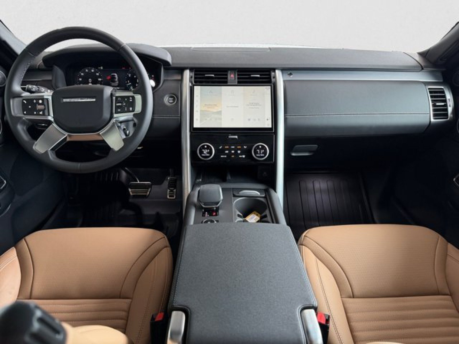 Certified 2025 Land Rover Discovery Dynamic SE AWD/4WD image 13