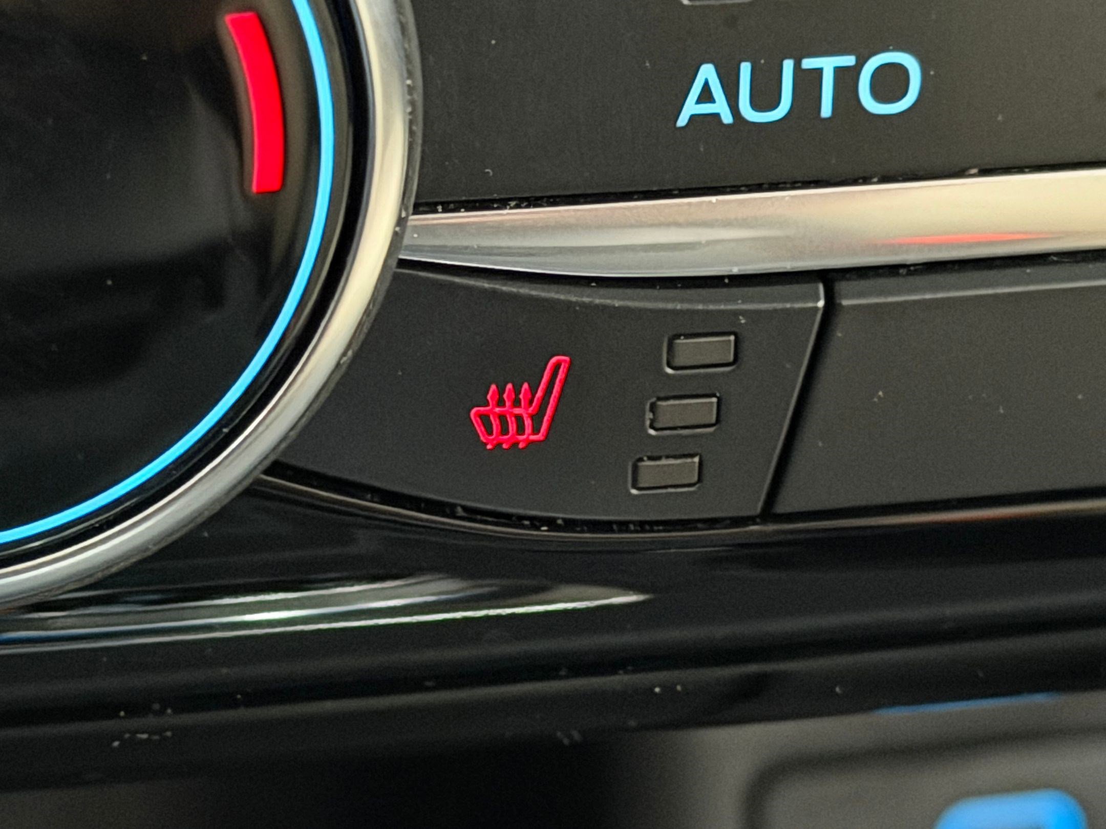 Used 2022 Ford Escape Titanium image 27