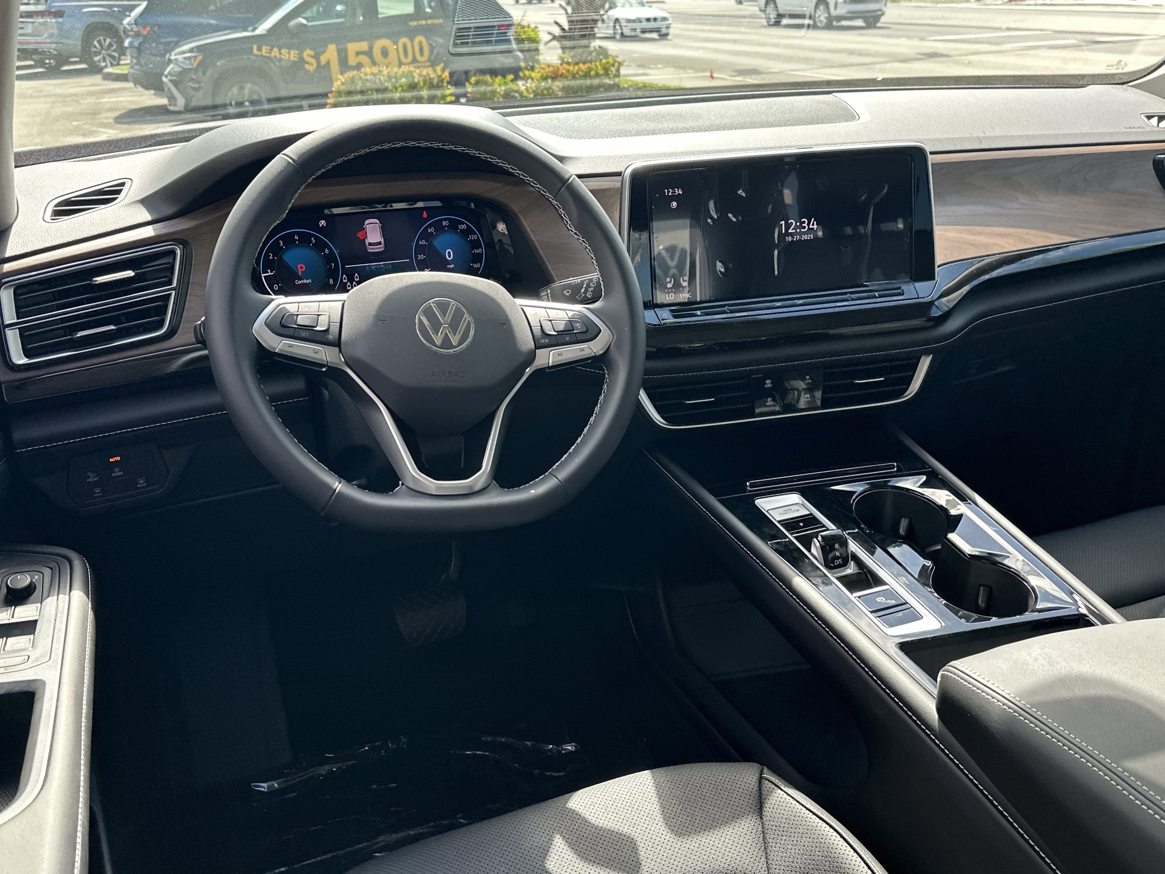 New 2026 Volkswagen Atlas SE image 14