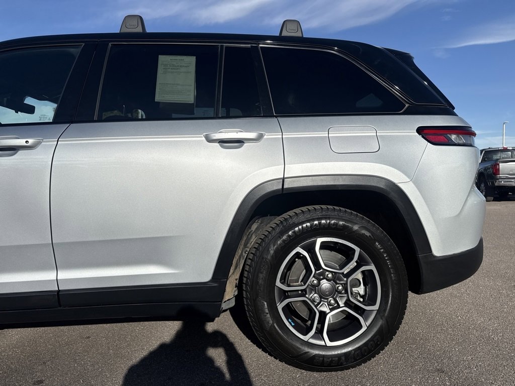 Used 2022 Jeep Grand Cherokee Trailhawk w/ Advanced Protech Group II image 32