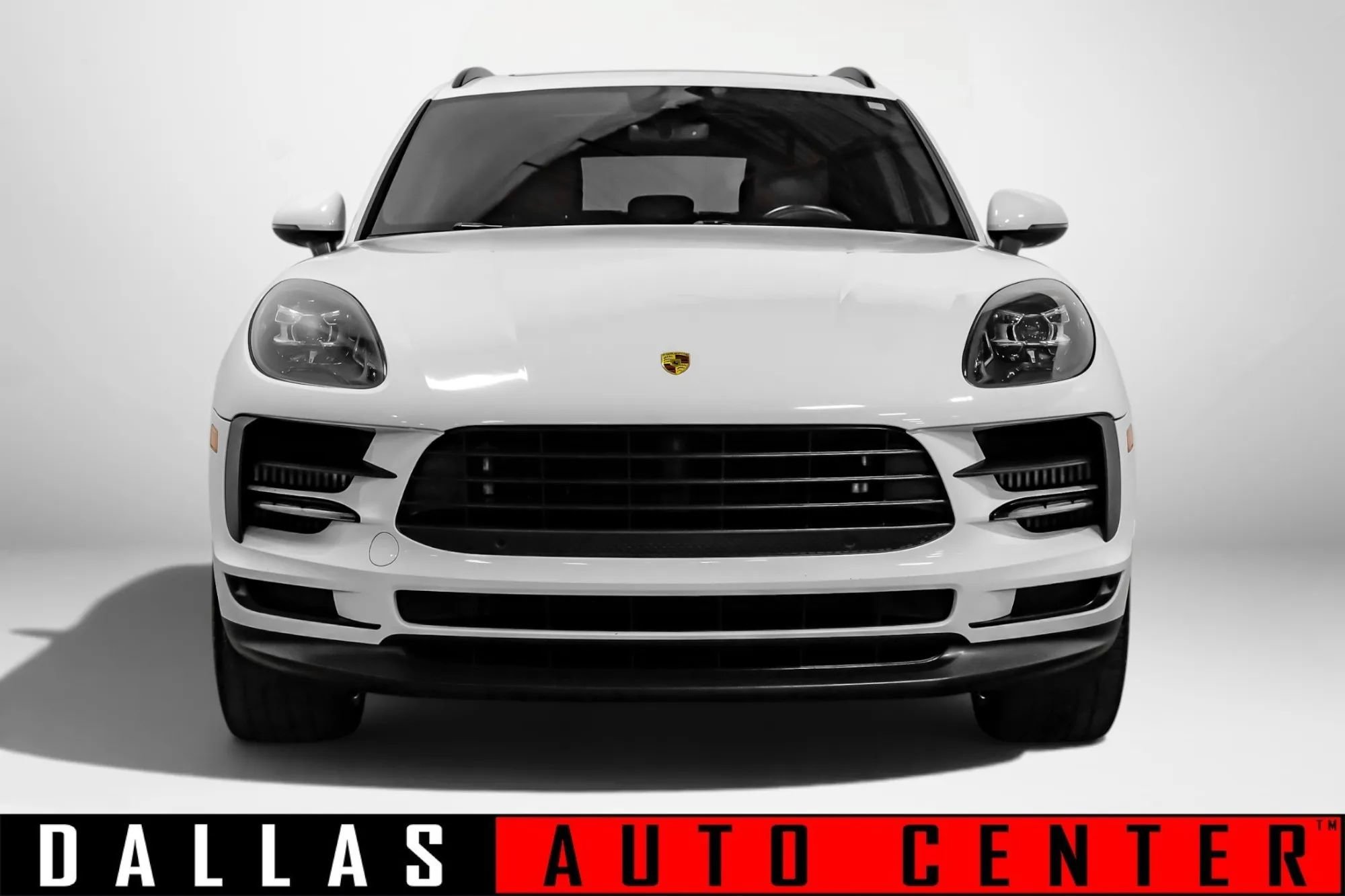 Used 2020 Porsche Macan S AWD/4WD image 2