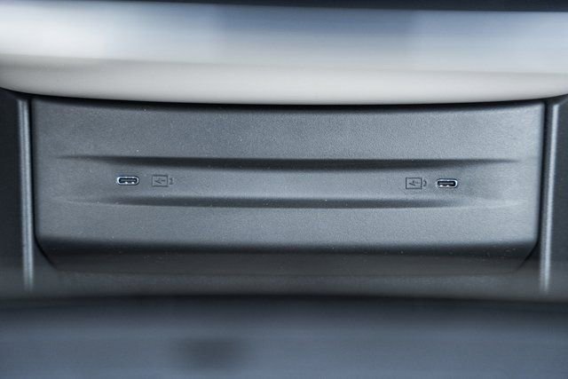 New 2025 Volvo EX90 Ultra w/ Protection Package Premier image 20