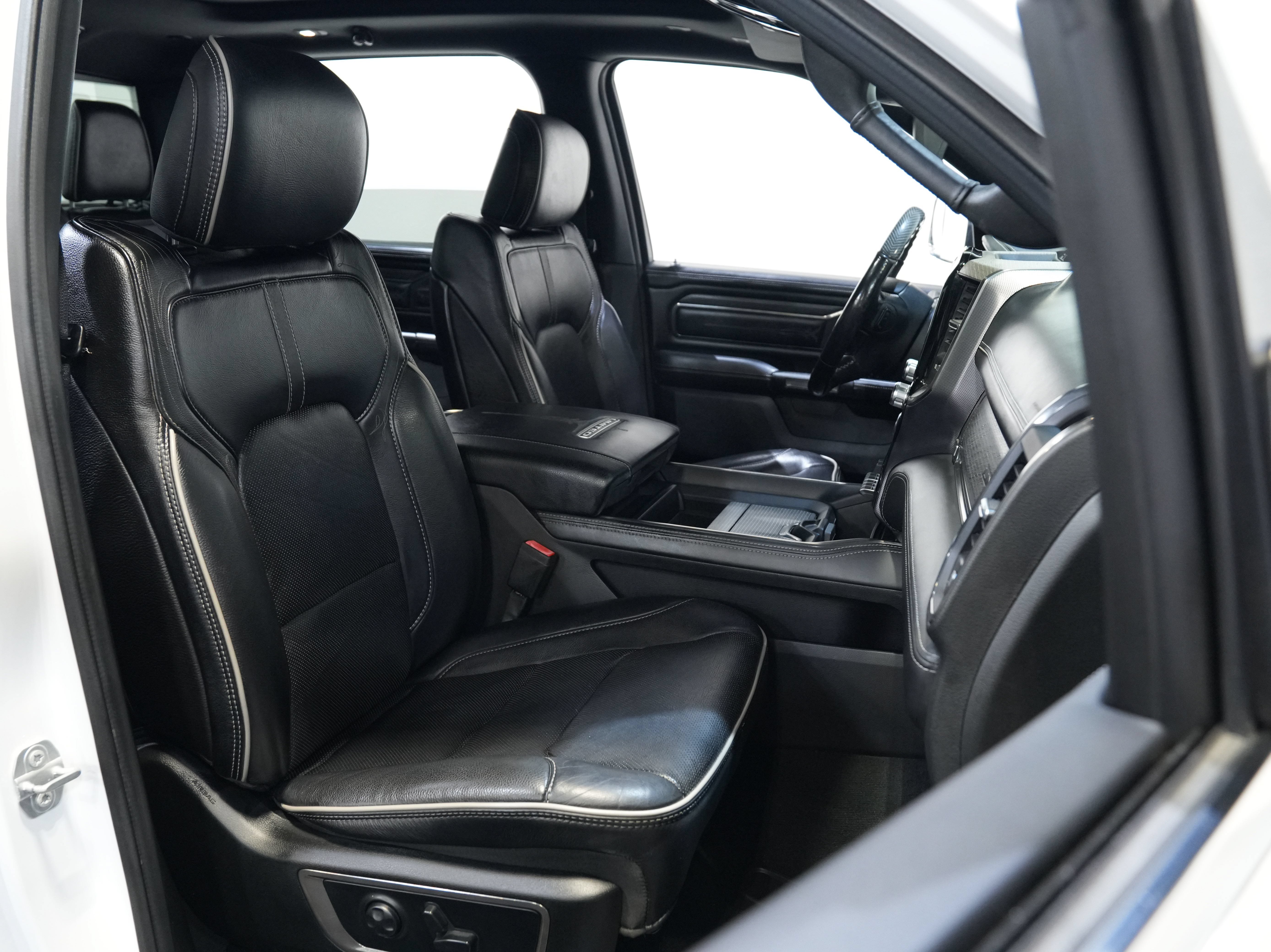 Used 2019 RAM 1500 Limited AWD/4WD image 35
