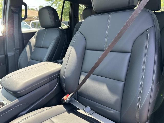 New 2026 GMC Acadia Elevation w/ Black Edition AWD/4WD image 8