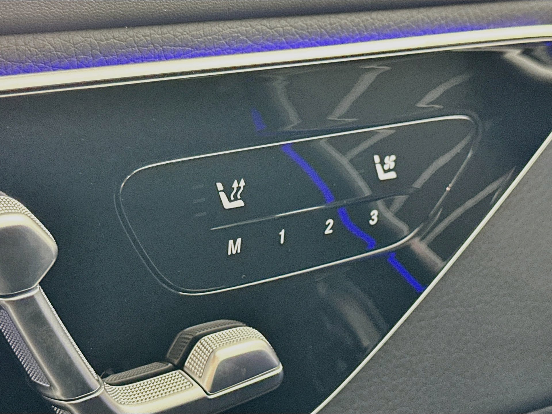 New 2027 Mercedes-Benz C 300 Sedan image 22