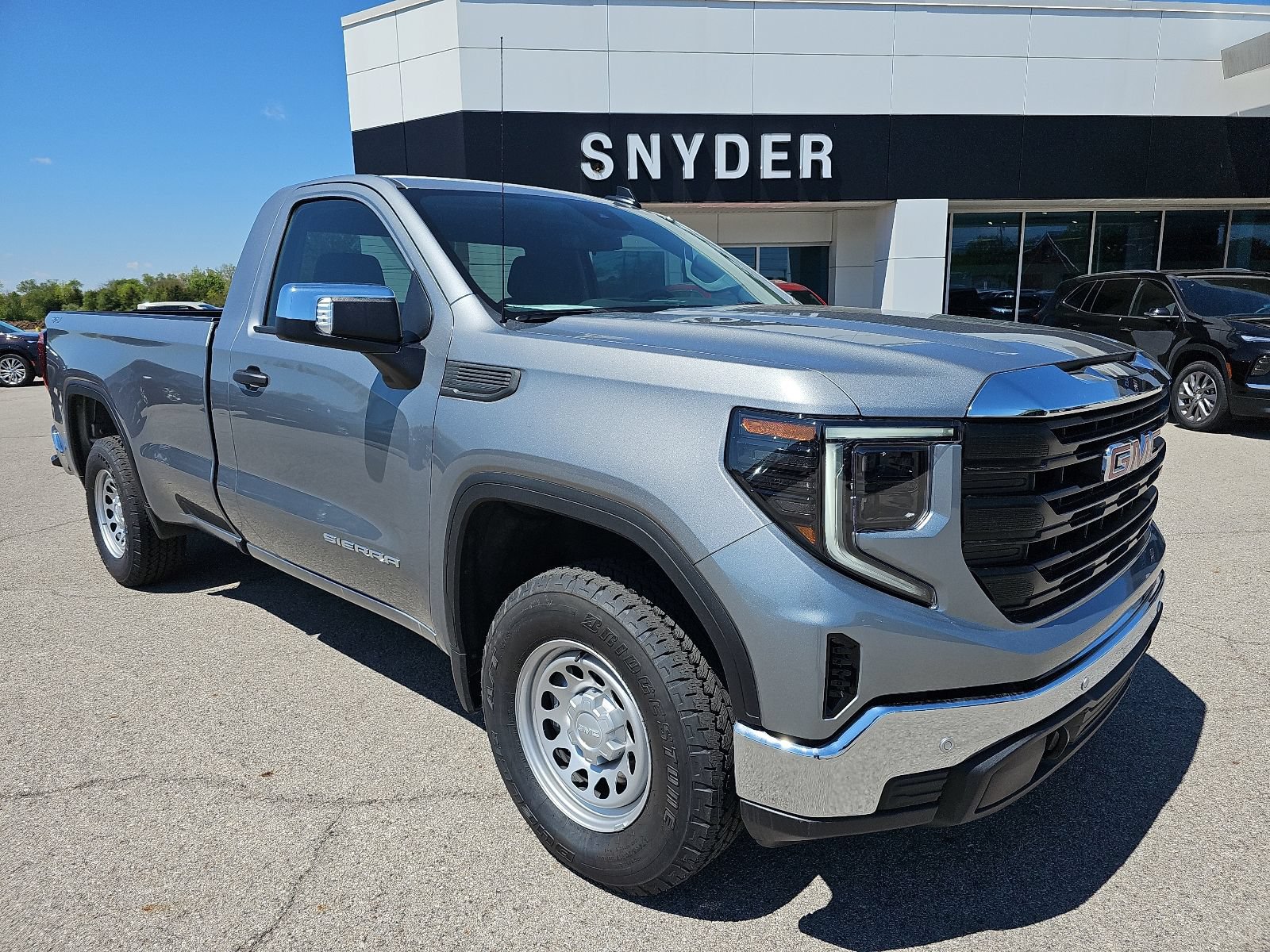 Used 2026 GMC Sierra 1500 Pro w/ Pro Value Package AWD/4WD image 2