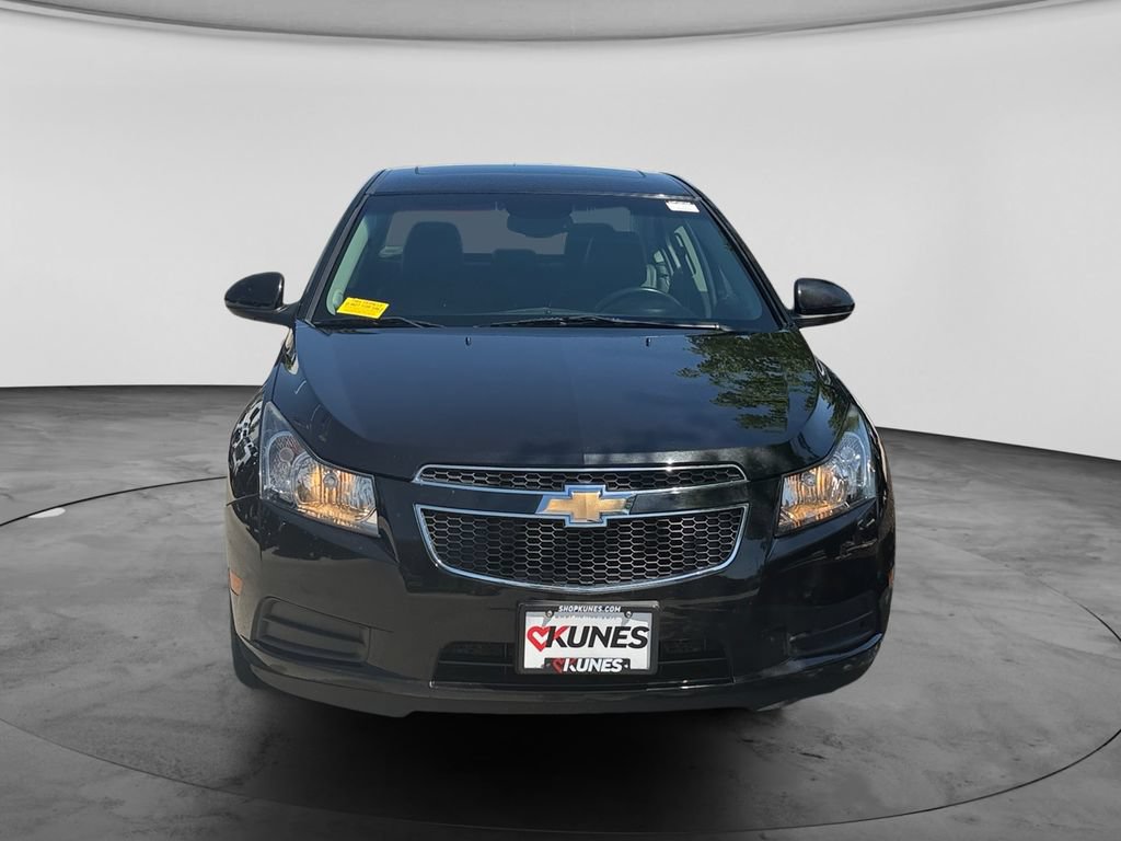 Used 2011 Chevrolet Cruze LTZ FWD image 3