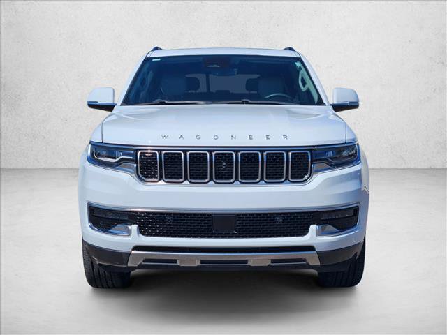 Used 2022 Jeep Wagoneer Series III w/ Premium Group I AWD/4WD image 2