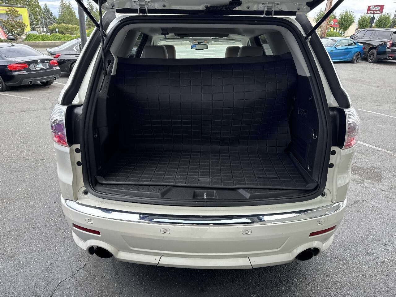 Used 2012 GMC Acadia Denali AWD/4WD image 3