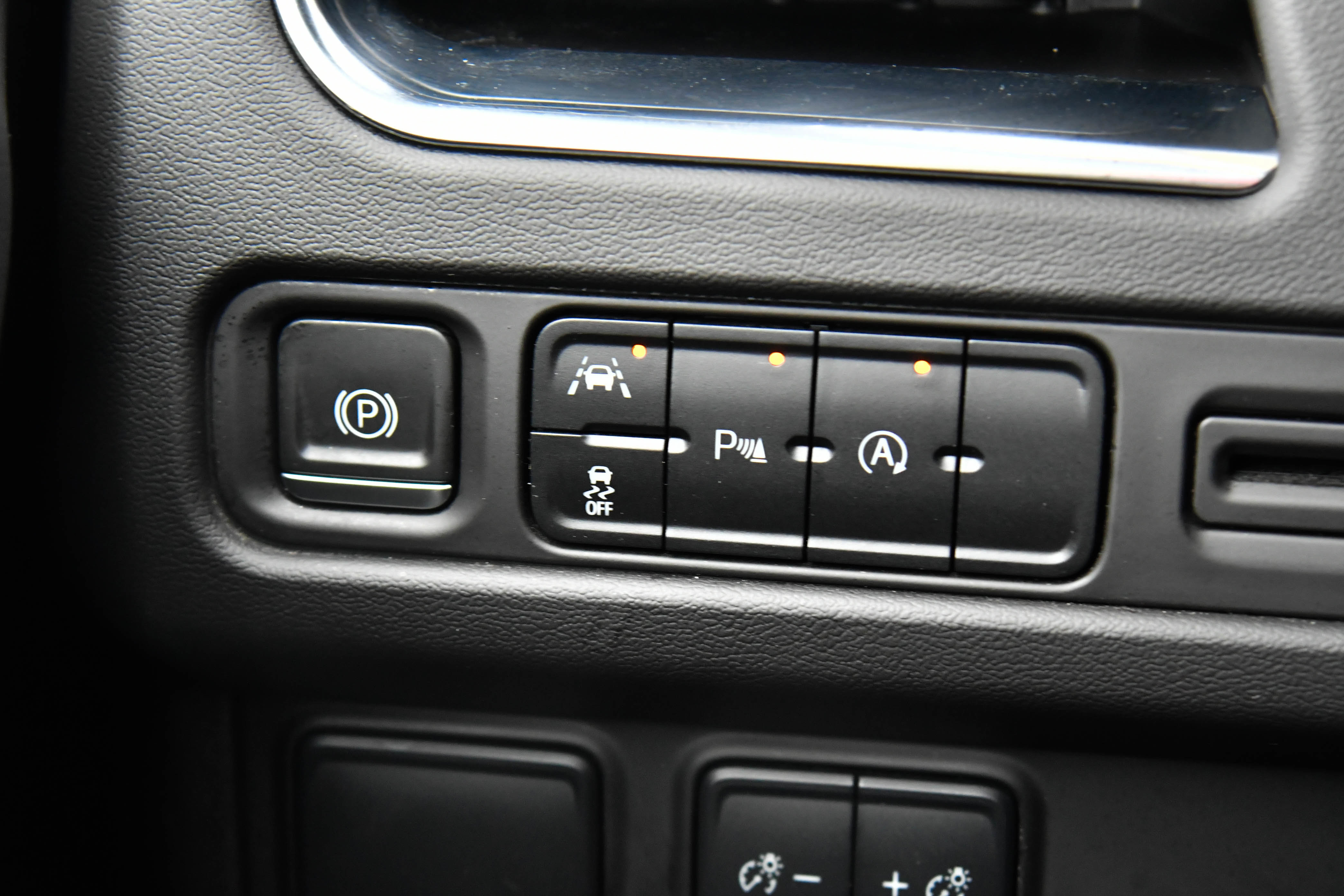 Used 2023 Chevrolet Suburban Premier image 35