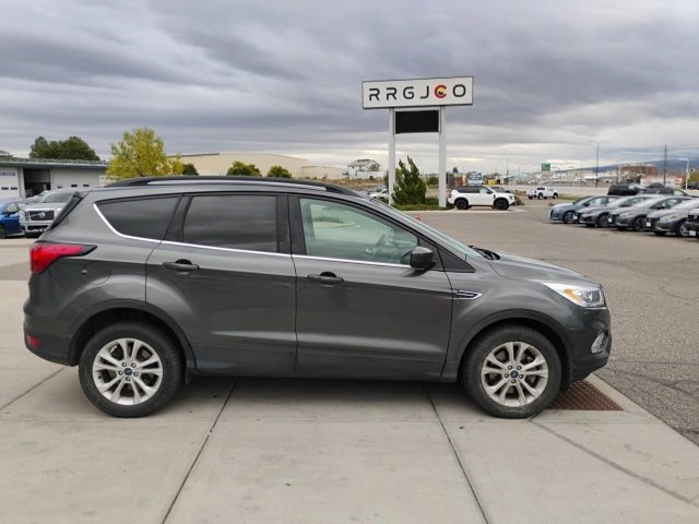 Used 2019 Ford Escape SEL image 4