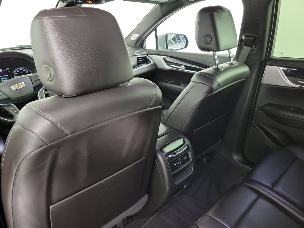 Certified 2024 Cadillac XT5 Premium Luxury AWD/4WD image 13