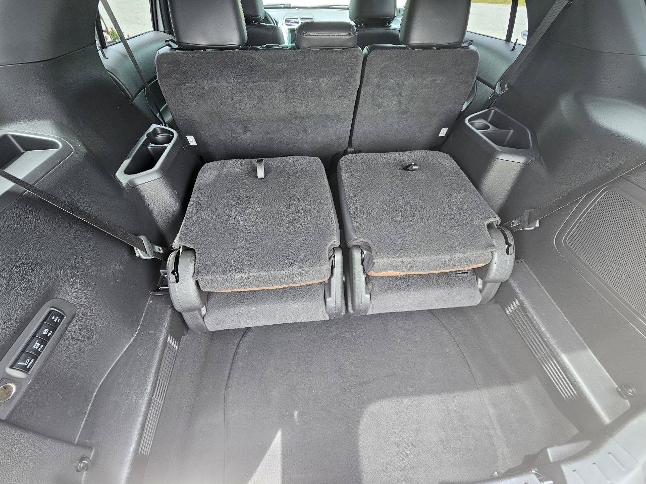 Used 2012 Ford Explorer Limited FWD image 29