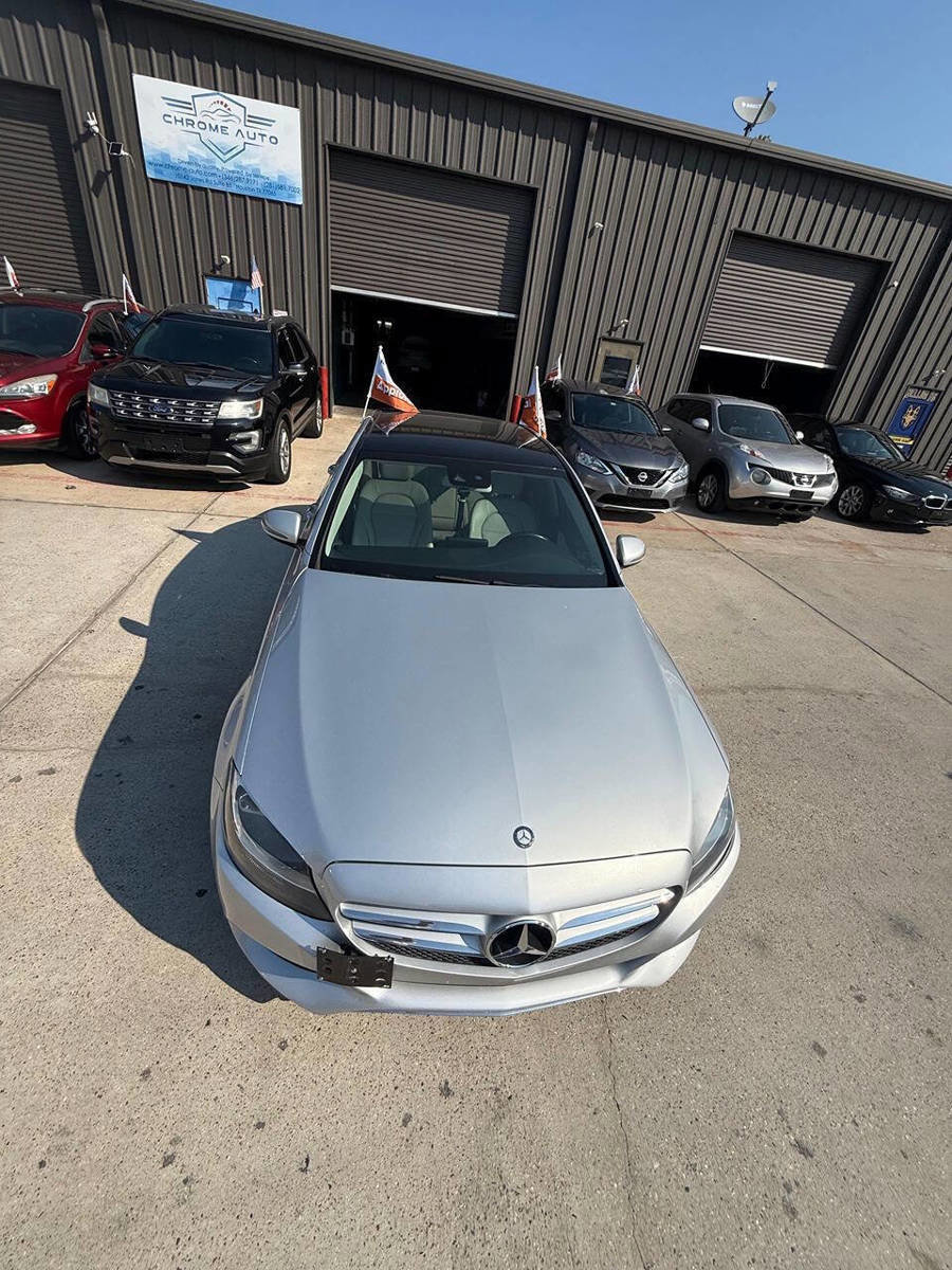 Used 2017 Mercedes-Benz C 300 Sedan image 12